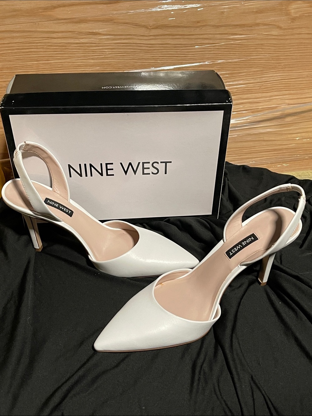 Nine West White Pointed Slingback Pumps